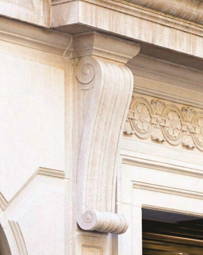 carved-natural-stone-facade-miller-druck-Z2